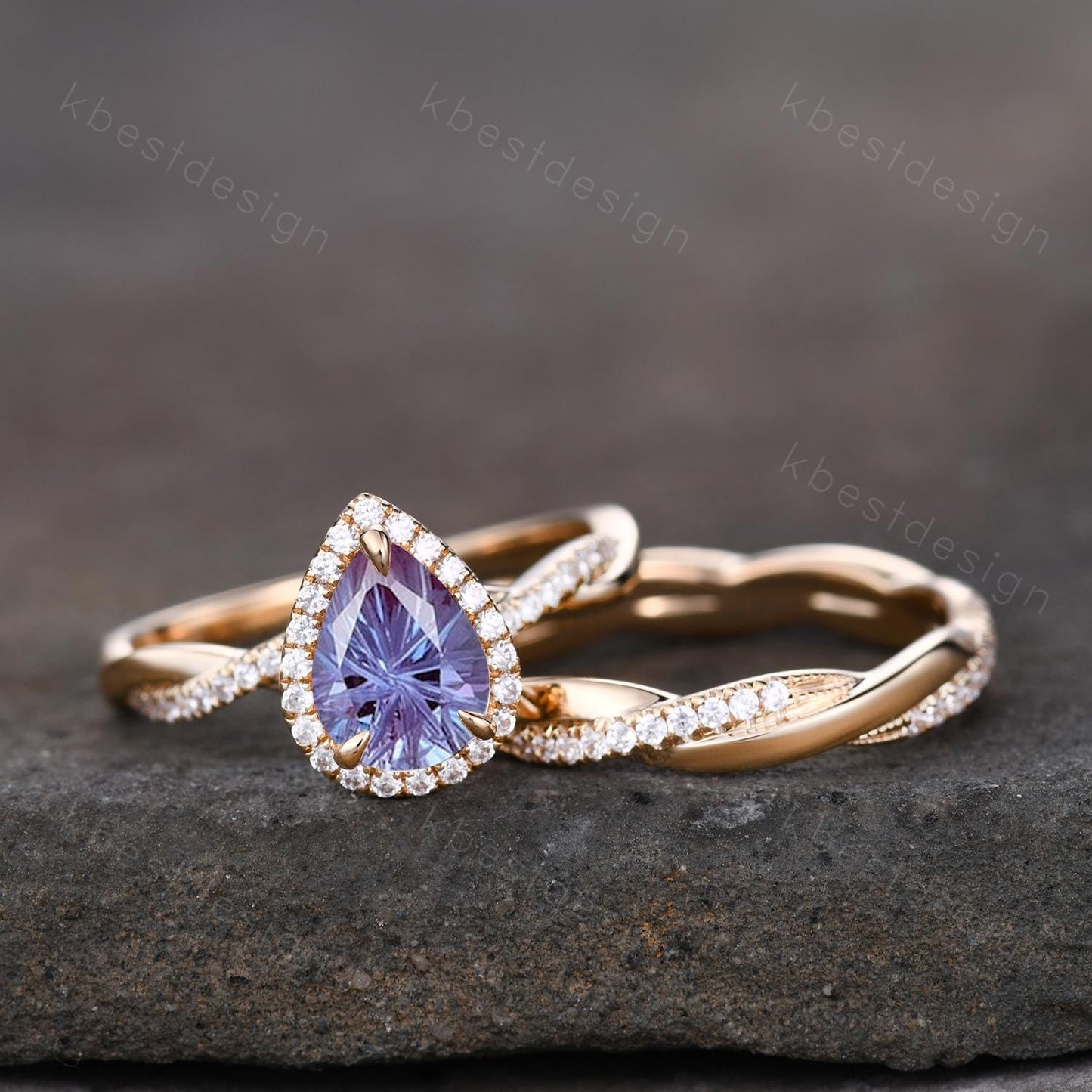 Firework Alexandrite Engagement Ring Set Teardrop Alexandrite Ring Twist Moissanite Wedding Band Promise Ring Bridal Set 14K Solid Gold Ring