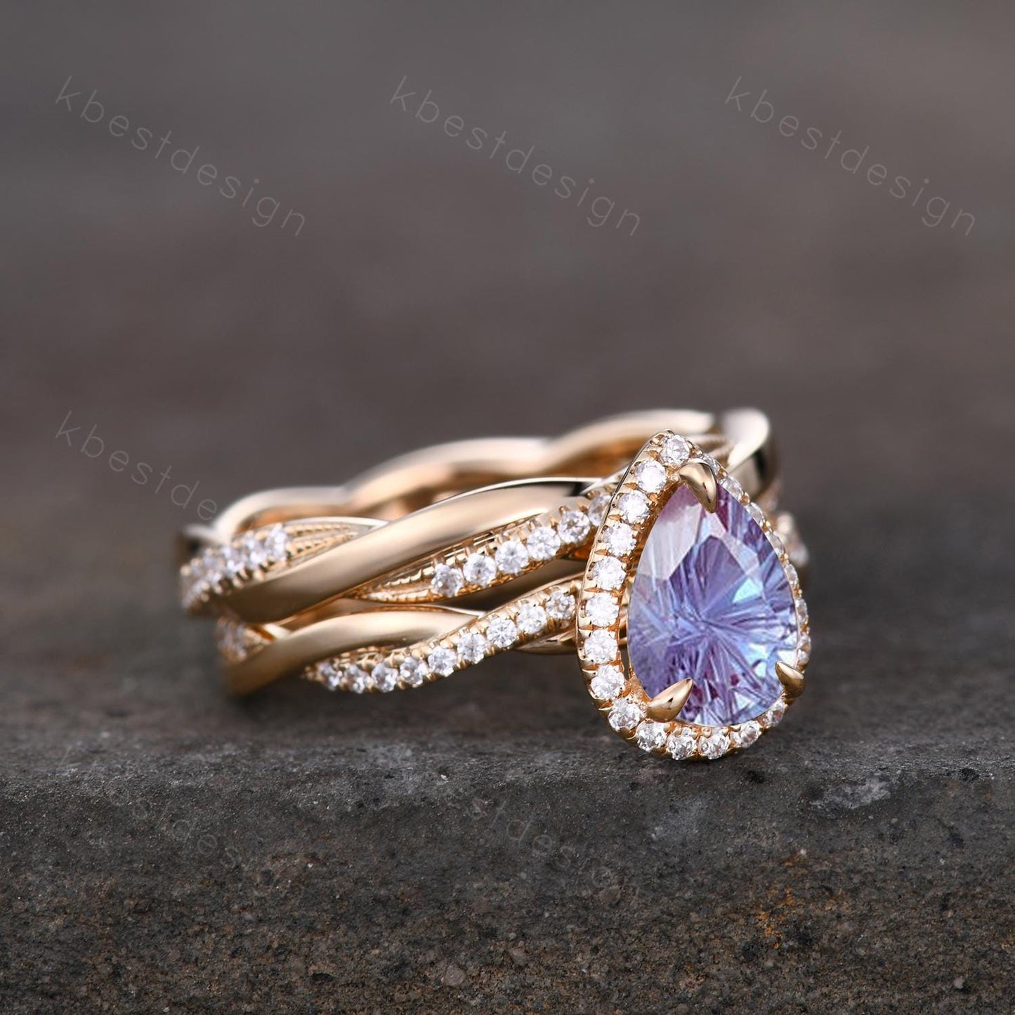 Firework Alexandrite Engagement Ring Set Teardrop Alexandrite Ring Twist Moissanite Wedding Band Promise Ring Bridal Set 14K Solid Gold Ring