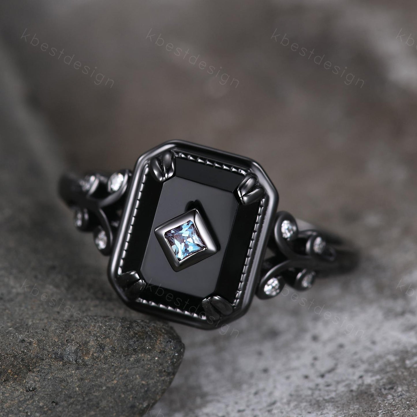 Emerald Cut Black Onyx engagement ring Antique Black Gold Ring For Women Art Deco Alexandrite Gemstone Ring Vintage Bridal Statement Ring