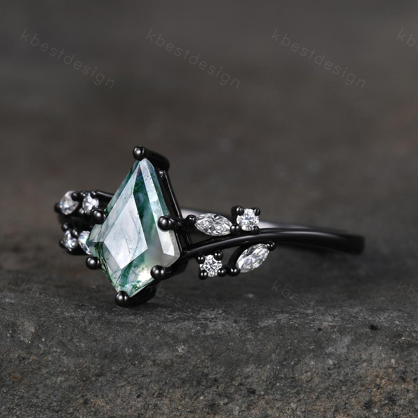 Vintage moss agate engagement ring unique black gold promise ring for women moissanite cluster ring kite cut bridal anniversary ring