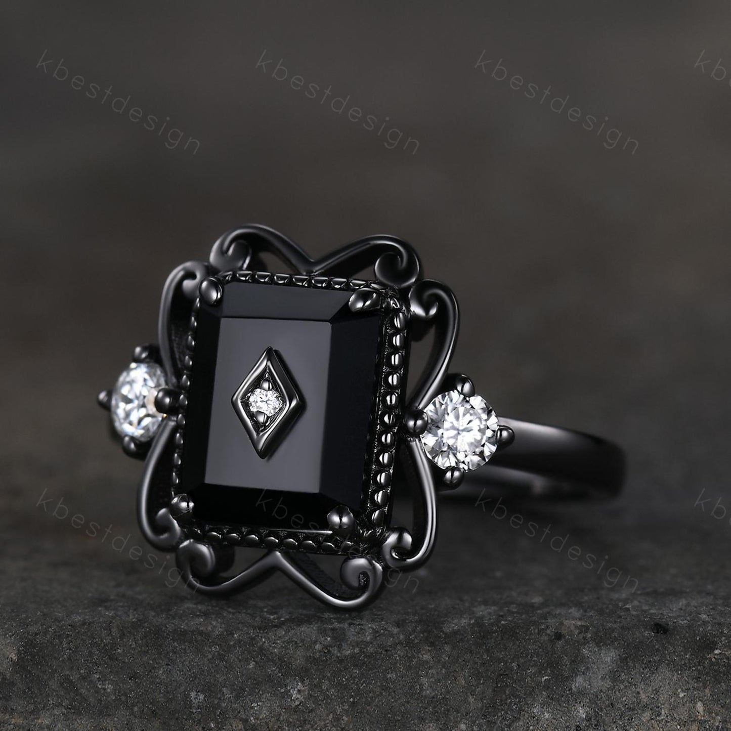 Vintage Black Onyx statement ring Antique Black Gold Ring For Women Moissanite bridal Ring Gothic Black Gemstone Engagement Ring