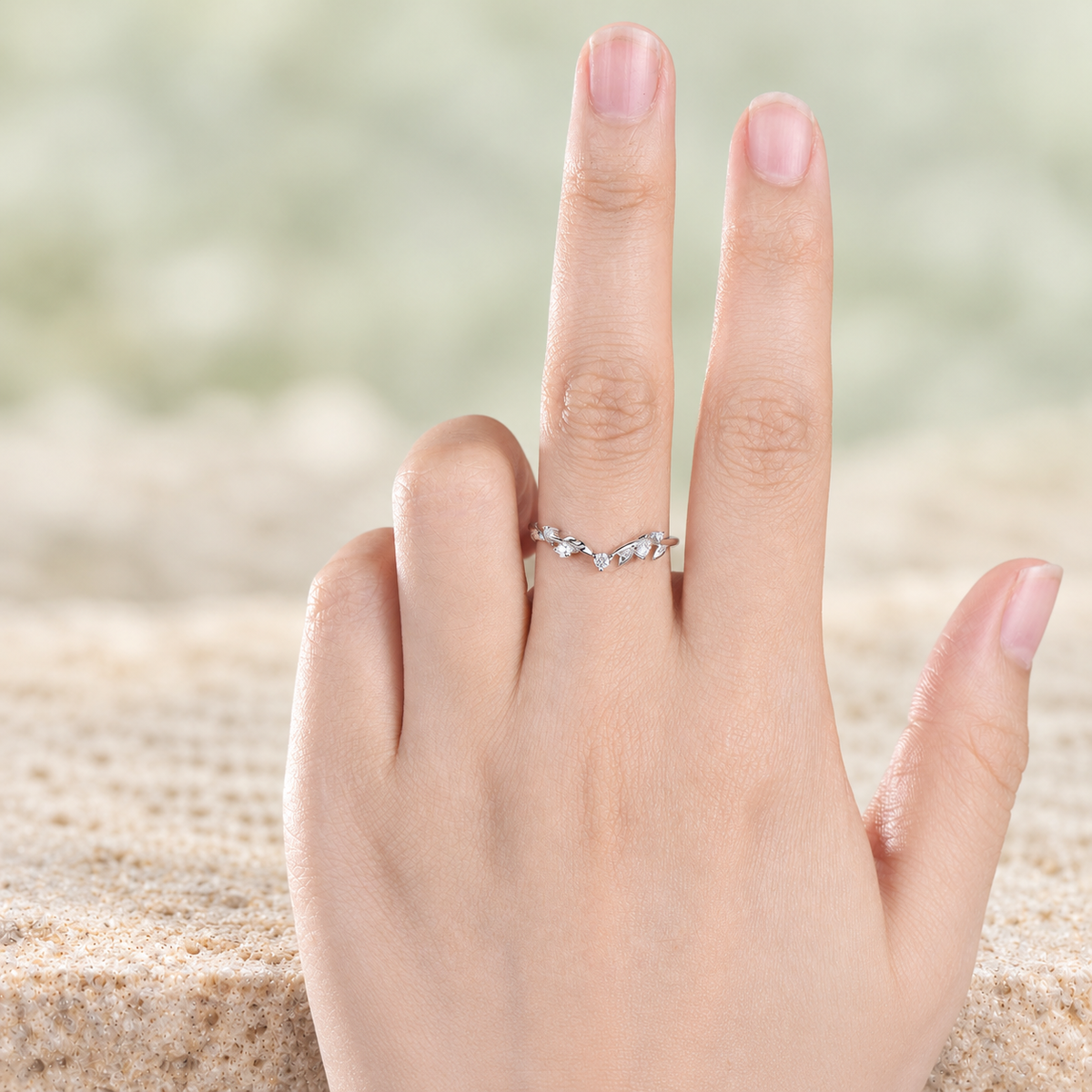Five-Stone Leaf Wedding Band — detail 3