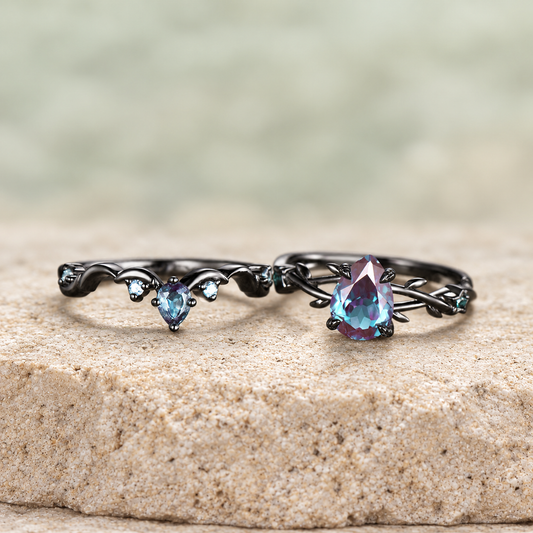 Pear Alexandrite Moon & Star Bridal Ring Set — detail 2
