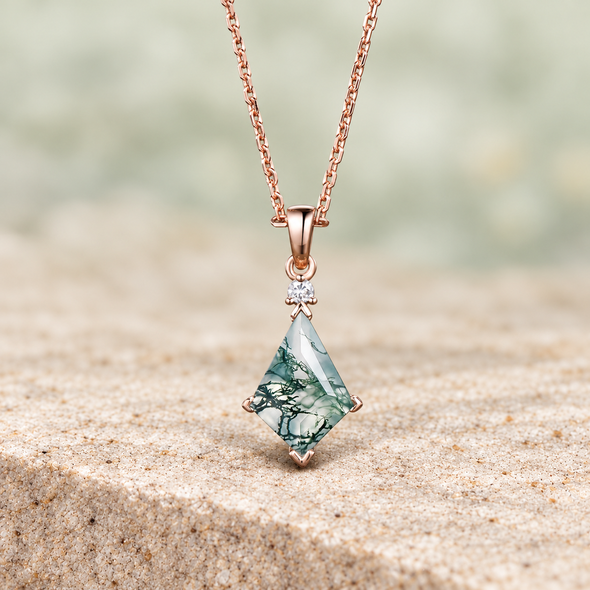 Kite Moss Agate Pendant Necklace — detail 3