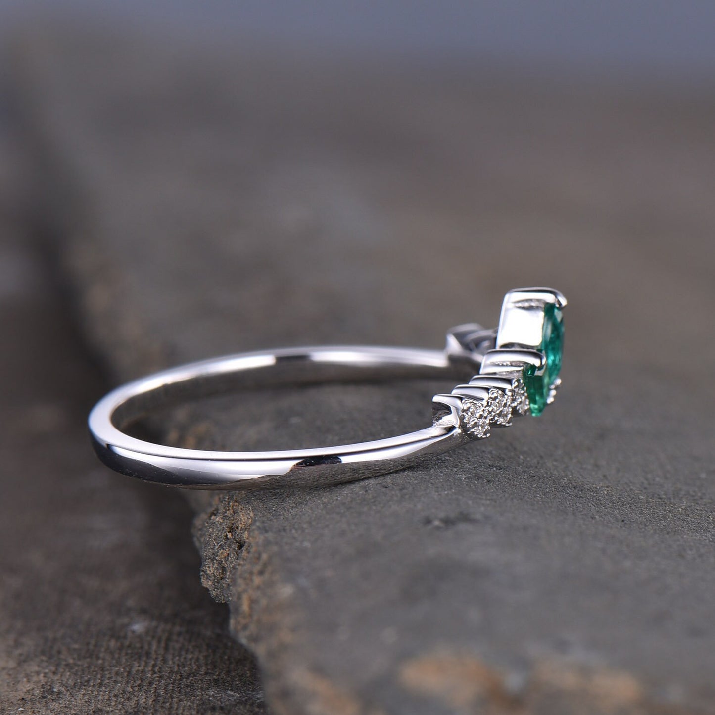 Silver Emerald Ring, Promise ring, Emerald wedding ring, May birthstone, Women Wedding Ring, Promise Ring, Green Ring Emerald Ring For Women