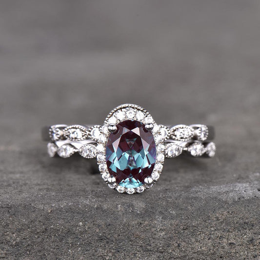 Oval Alexandrite Ring, Sterling Silver Ring, Alexandrite Wedding Ring Set, Engagement Ring, Promise Ring, Color Changing Stone, Gift for Her