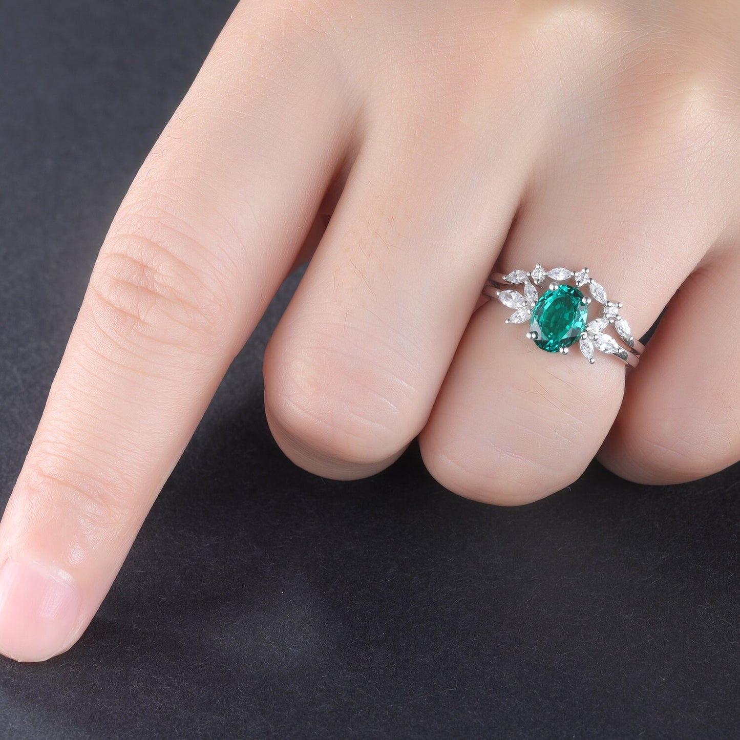 Emerald Wedding Ring Set Emerald Engagement Ring Moissanite Matching Band 6x8mm Oval Cut Emerald Stacking Bridal Set Art Deco Eternity Ring