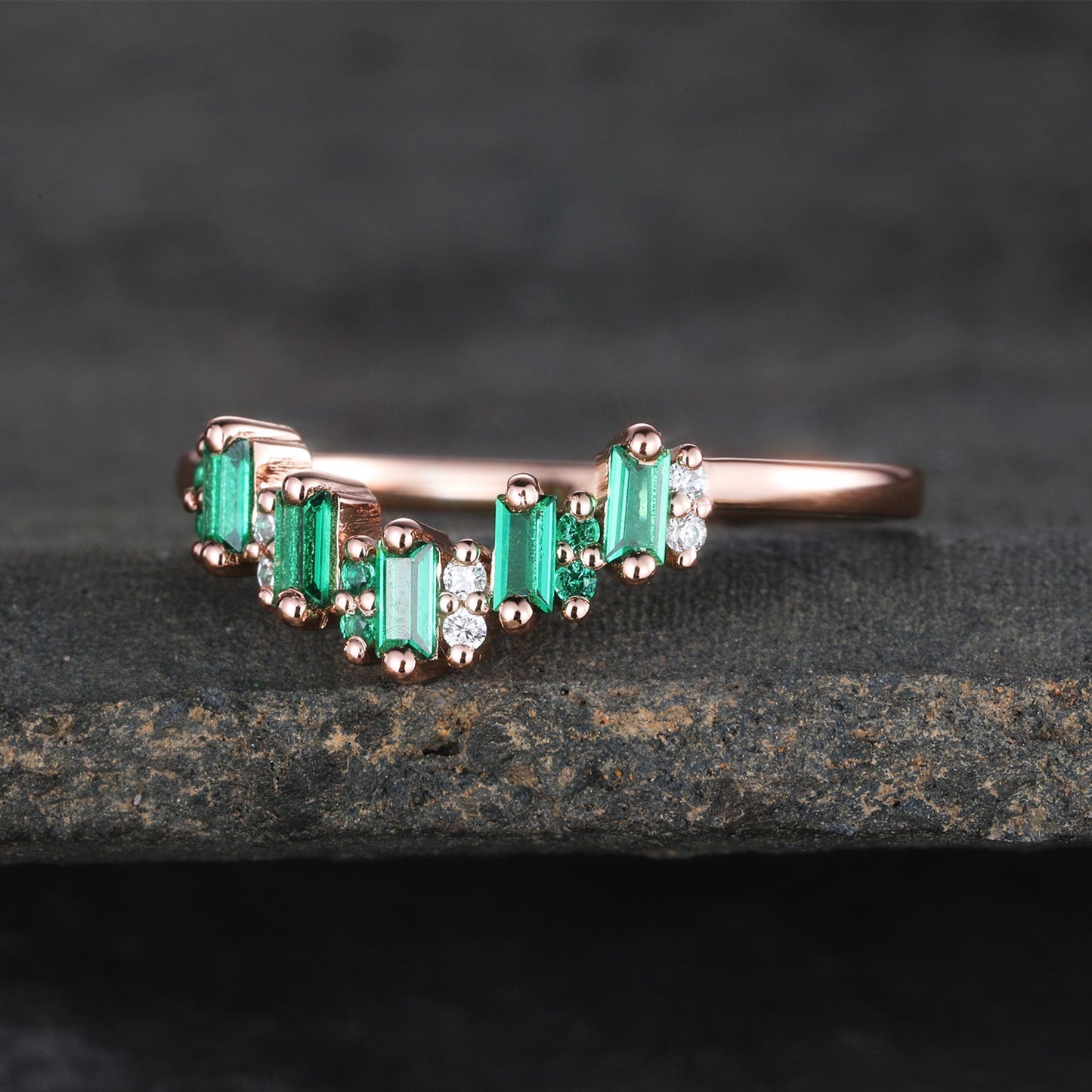 Vintage Curved Emerald Band Baguette Cut Emerald Wedding Ring Rose Gold Ring Green Stone Ring Stacking Matching Band May Birthstone