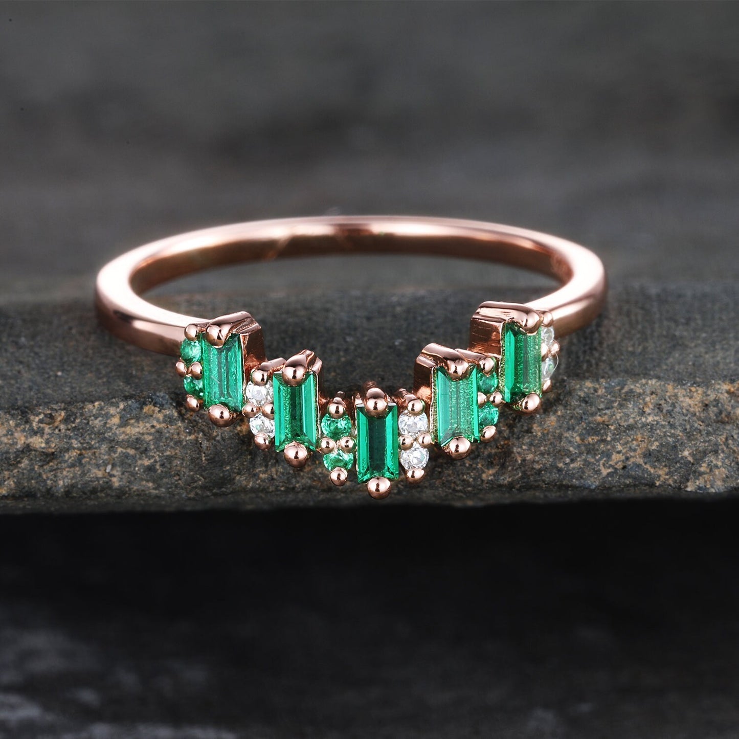 Vintage Curved Emerald Band Baguette Cut Emerald Wedding Ring Rose Gold Ring Green Stone Ring Stacking Matching Band May Birthstone