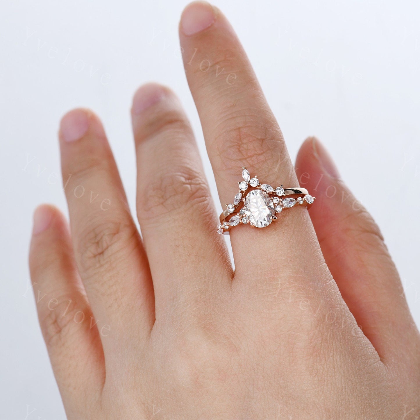 1.5ct Oval Moissanite Engagement Ring Set Moissanite Bridal Set Unique Marquise Moissanite Chevron Band Rose Gold Cluster Wedding Women Ring