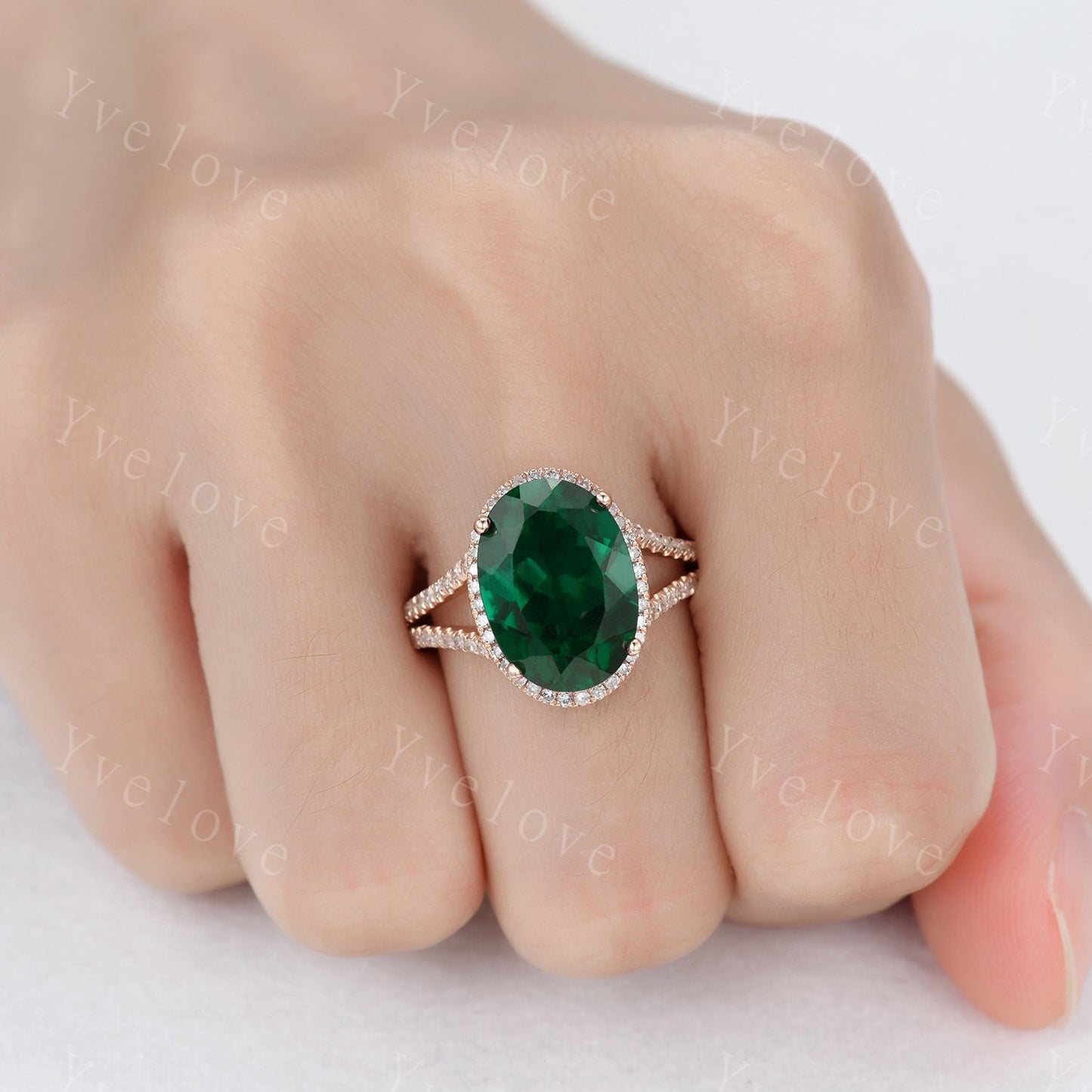 10x14mm Emerald Engagement Ring Diamond Wedding Band Oval Emerald Gemstone Women Bridal Ring Split Shank Statement Ring Anniversary Ring