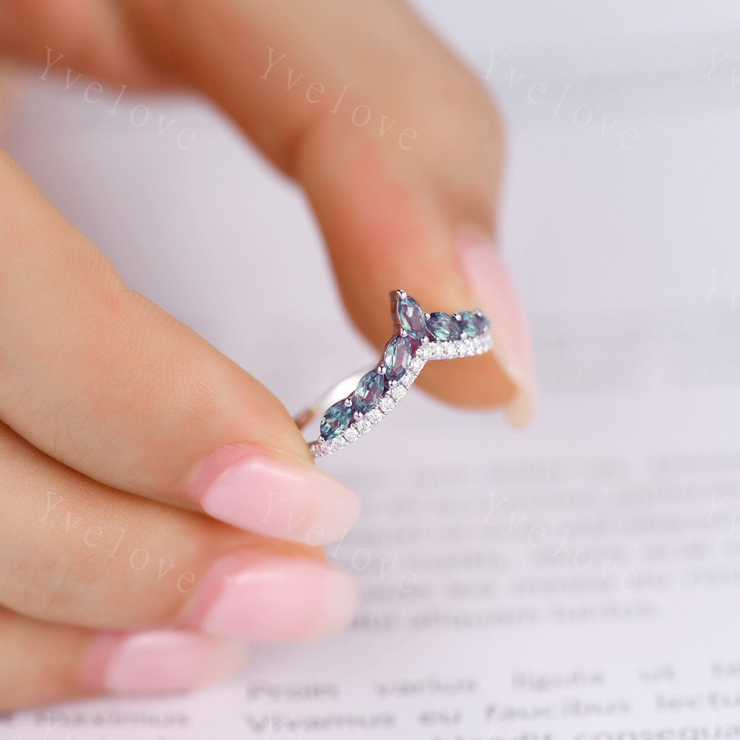 Unique Alexandrite wedding ring,Alexandrite wedding band,Marquise alexandrite ring,Curved V stacking rings,Diamond Ring,14k white  gold ring
