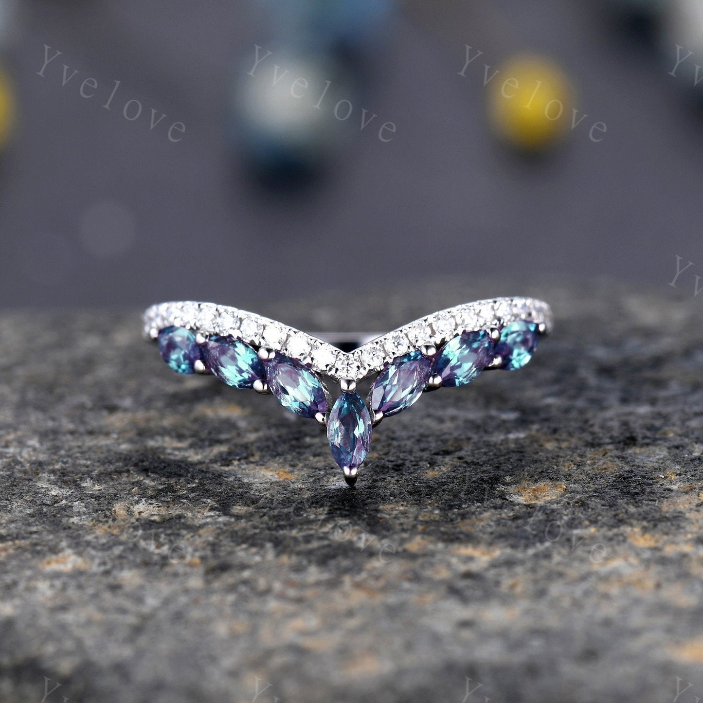 Unique Alexandrite wedding ring,Alexandrite wedding band,Marquise alexandrite ring,Curved V stacking rings,Diamond Ring,14k white  gold ring