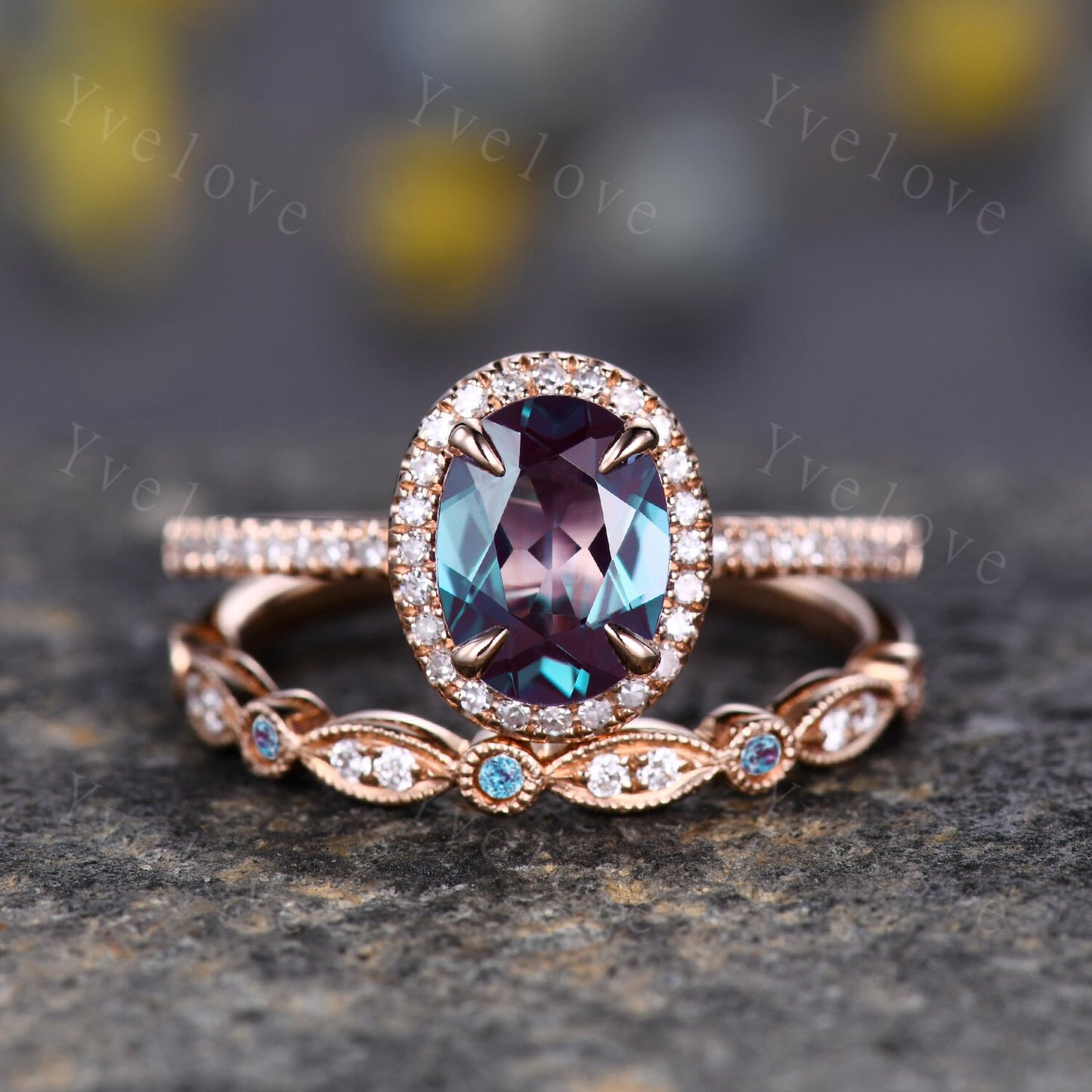 Vintage Oval Alexandrite Engagement Ring Bridal Ring Set Alexandrite Moissanite Band Retro Bridal Wedding Ring Rose Gold Ring Gift For Women