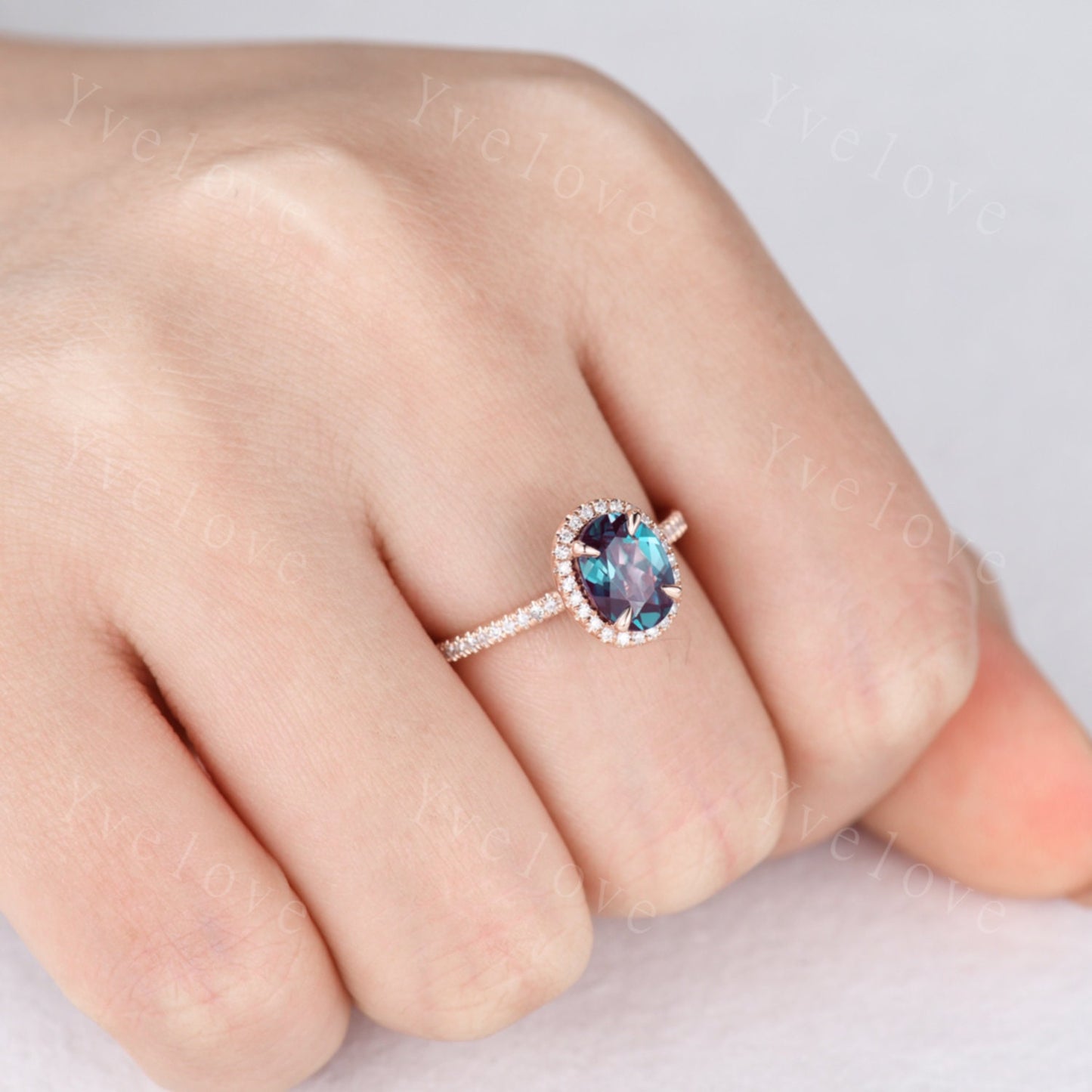 Vintage Oval Alexandrite Engagement Ring Bridal Ring Set Alexandrite Moissanite Band Retro Bridal Wedding Ring Rose Gold Ring Gift For Women