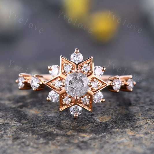 Salt and Pepper Diamond Engagement Ring,Round Cut Salt and Pepper,Rose Gold Promise Rings,Grey Diamond Ring,Statement Ring,Moissanite Ring