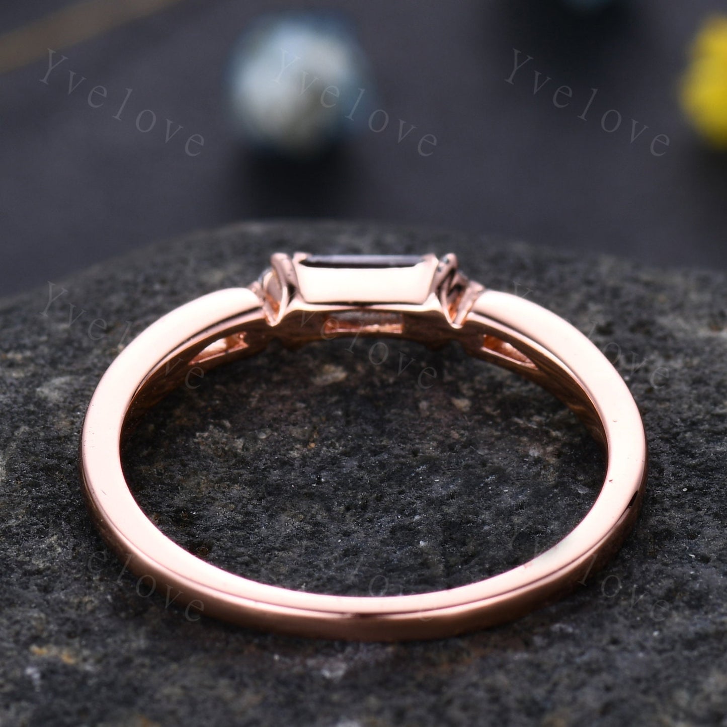 Baguette Cut Alexandrite Ring,June Birthstone Ring,Alexandrite Wedding Ring,Rose Gold Wedding Band,Exquisite Ring,Anniversary Gift for her