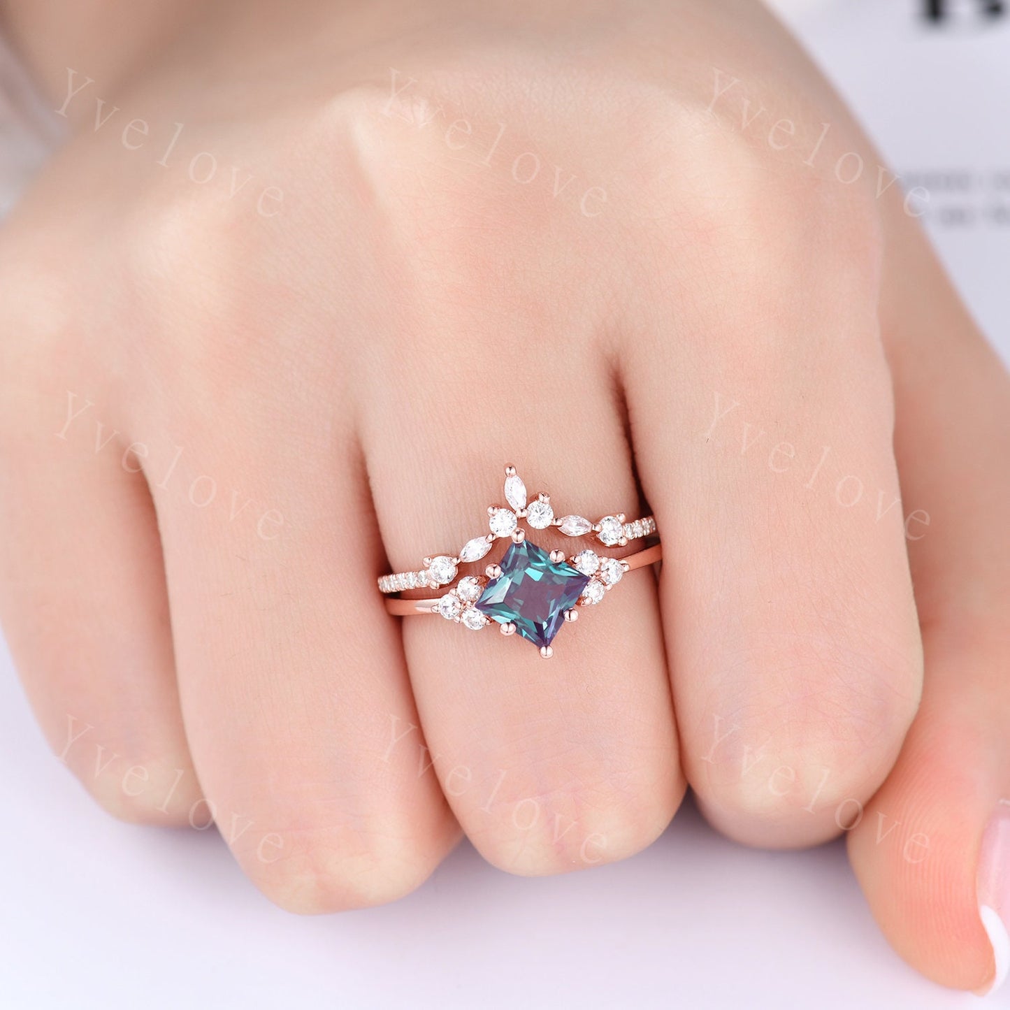 Vintage Unique Alexandrite Ring Set,Princess Cut Engagement Ring Set,Moissanite Matching band,June birthtone,14k rose gold,Women Bridal Ring