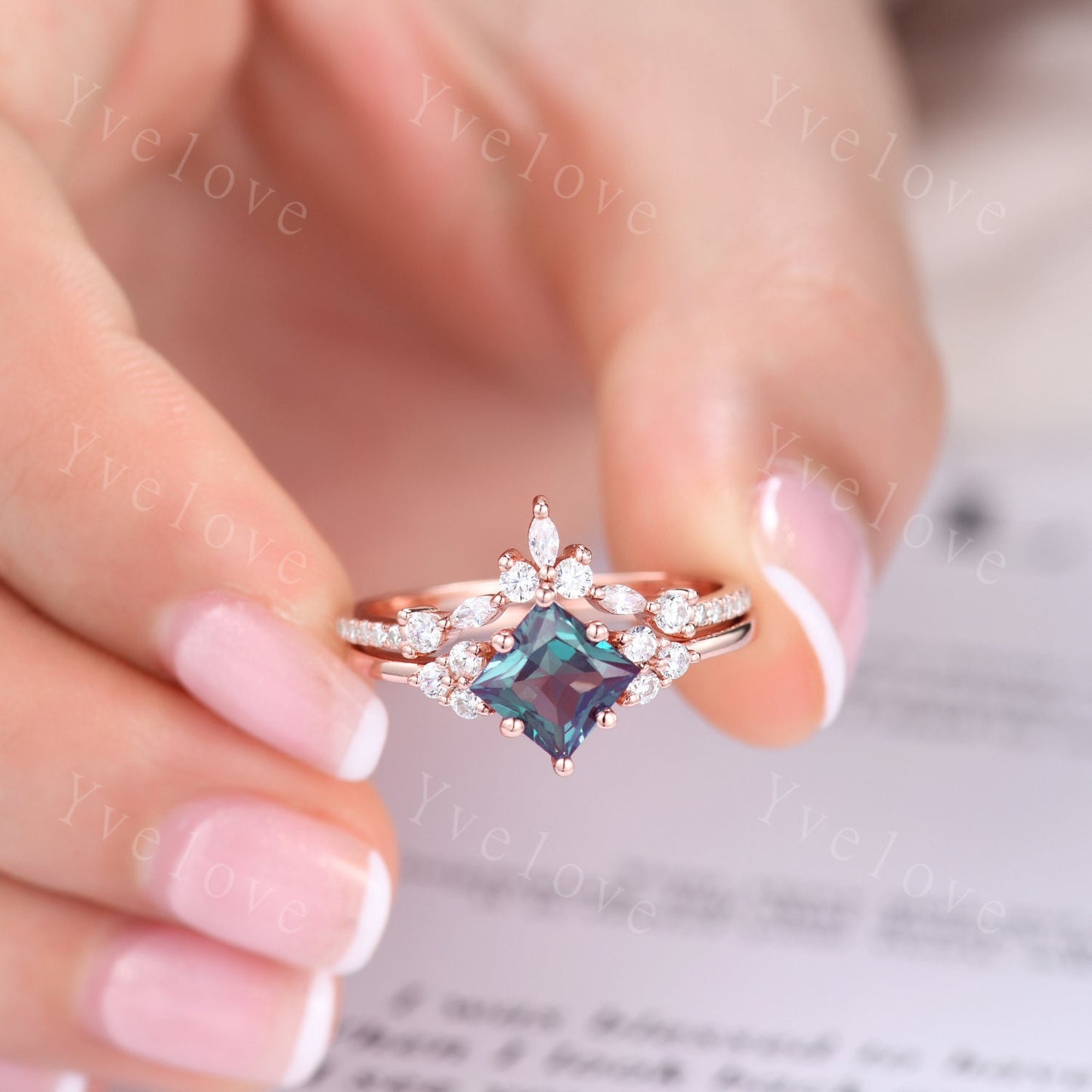 Vintage Unique Alexandrite Ring Set,Princess Cut Engagement Ring Set,Moissanite Matching band,June birthtone,14k rose gold,Women Bridal Ring