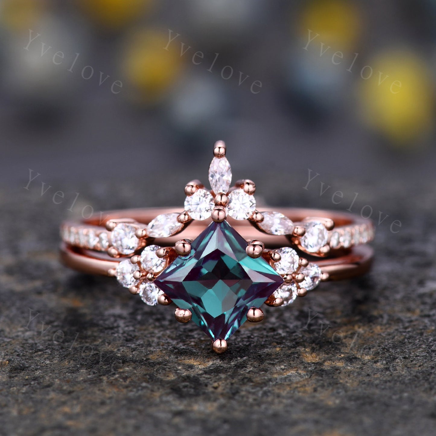 Vintage Unique Alexandrite Ring Set,Princess Cut Engagement Ring Set,Moissanite Matching band,June birthtone,14k rose gold,Women Bridal Ring