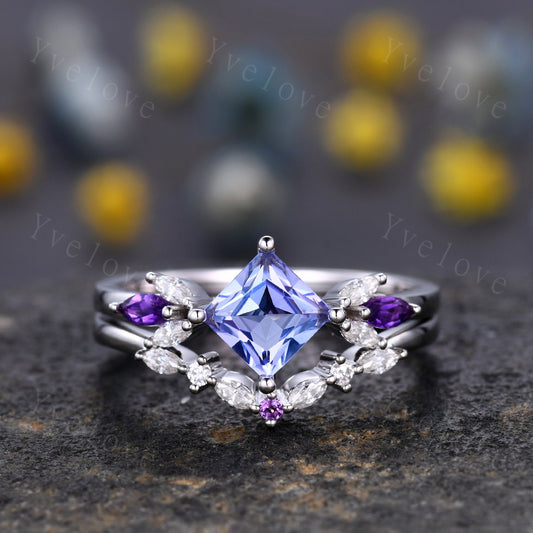 Vintage Princess Cut Tanzanite Engagement Ring Set White Gold Women Moissanite Amethyst Gem Matching Band Promise Bridal Stacking Ring Set