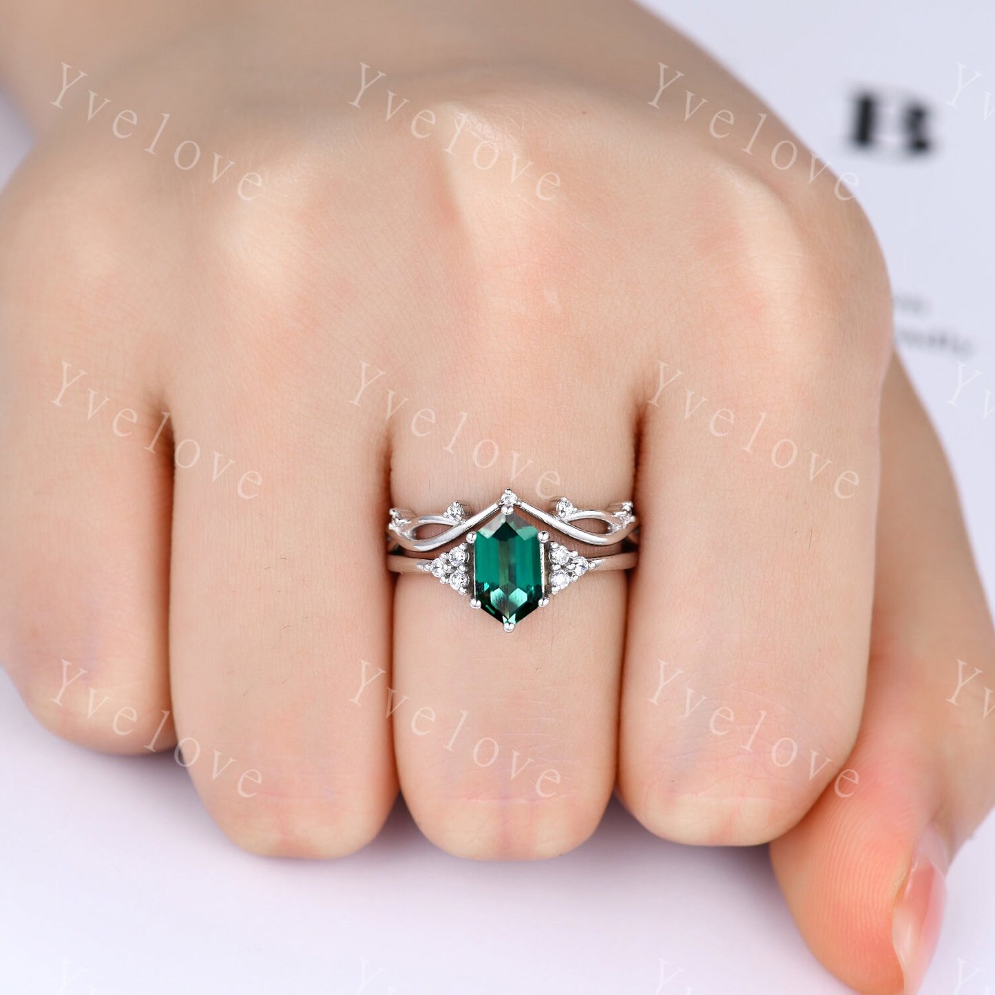 Retro Long hexagon Emerald Ring,Vintage Rose Gold Ring Set,Unique Green Emerald Engagement Ring,Promise Ring,May Birthstone Gift For Her