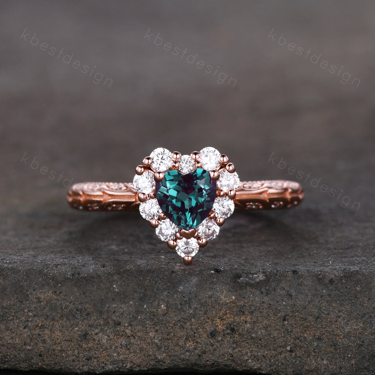 Antique Alexandrite Engagement Ring Rose Gold Heart Shaped Ring Unique Halo Moissanite Ring Art Deco Promise Ring June Birthstone Ring