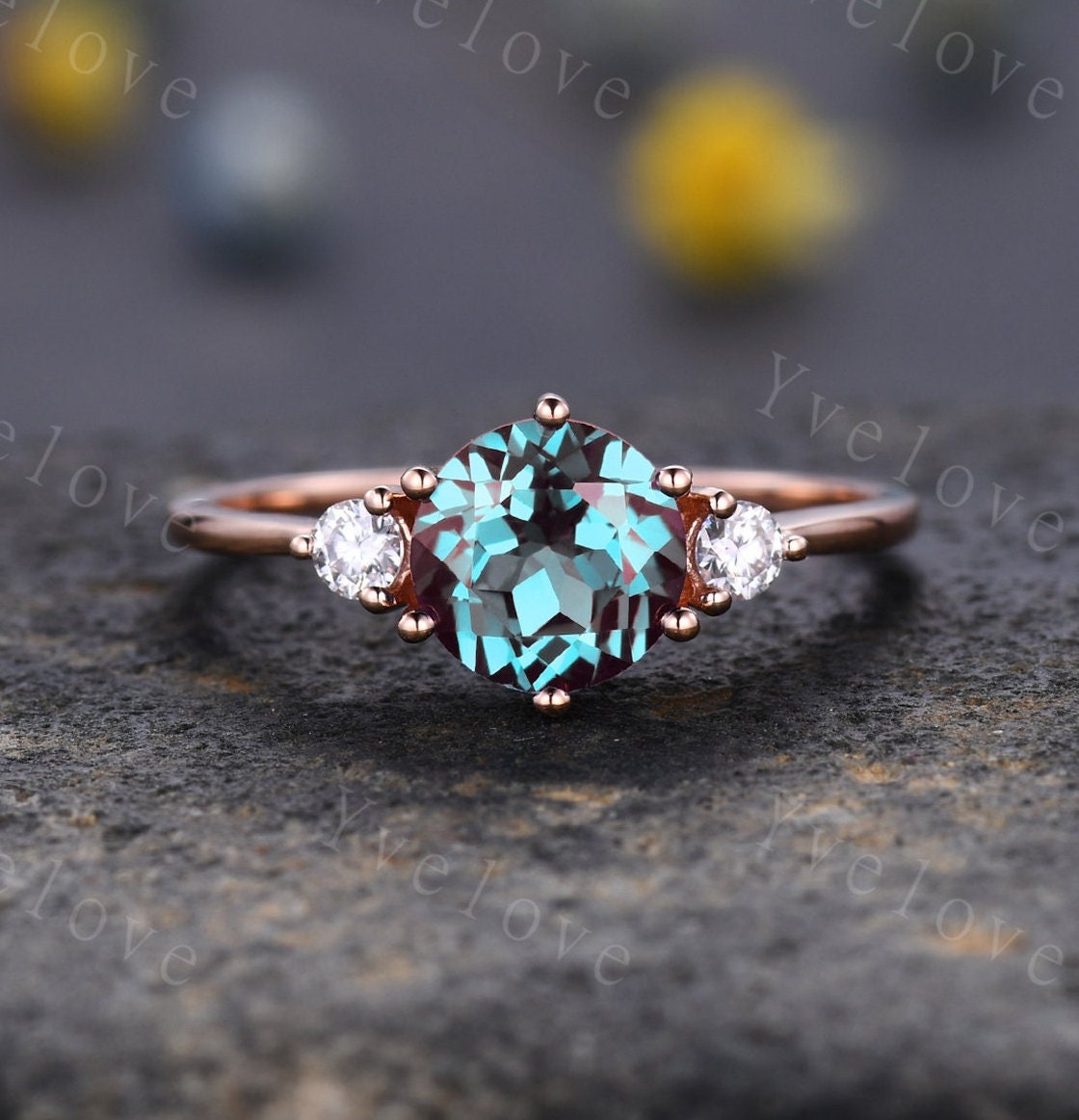 Alexandrite Engagement Ring Set Curved Crown Diamond/Moissanite Matching Band Color change alexandrite Ring Set Rose Gold Bridal Wedding Set