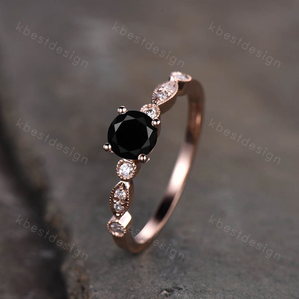 Vintage Black Onyx Ring Rose Gold Round cut Engagement Ring Unique Art Deco Wedding Ring for Women Black Gemstone Ring Dainty Ring Handmade