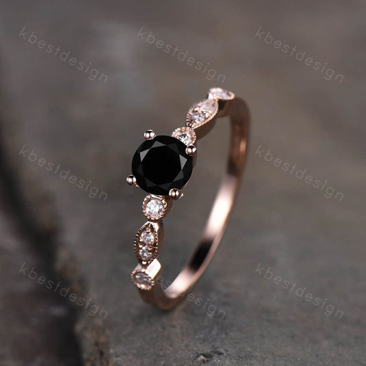 Vintage Black Onyx Ring Rose Gold Round cut Engagement Ring Unique Art Deco Wedding Ring for Women Black Gemstone Ring Dainty Ring Handmade