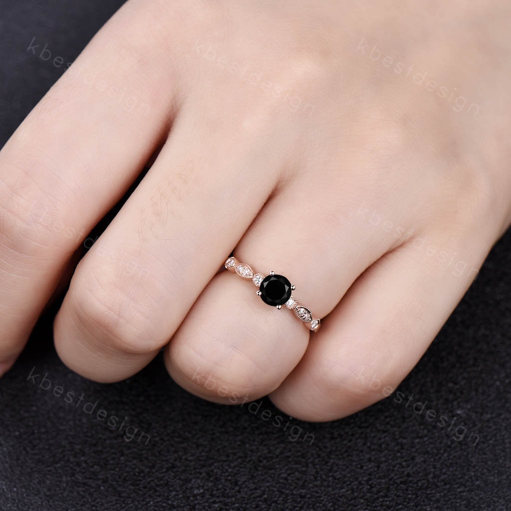 Vintage Black Onyx Ring Rose Gold Round cut Engagement Ring Unique Art Deco Wedding Ring for Women Black Gemstone Ring Dainty Ring Handmade