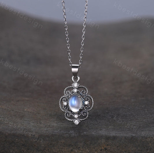 Antique Moonstone Necklace, Silver Moonstone Necklace, Crystal Pendant Necklace, Gift for Her, Oval Stone Necklace, Vintage Necklace