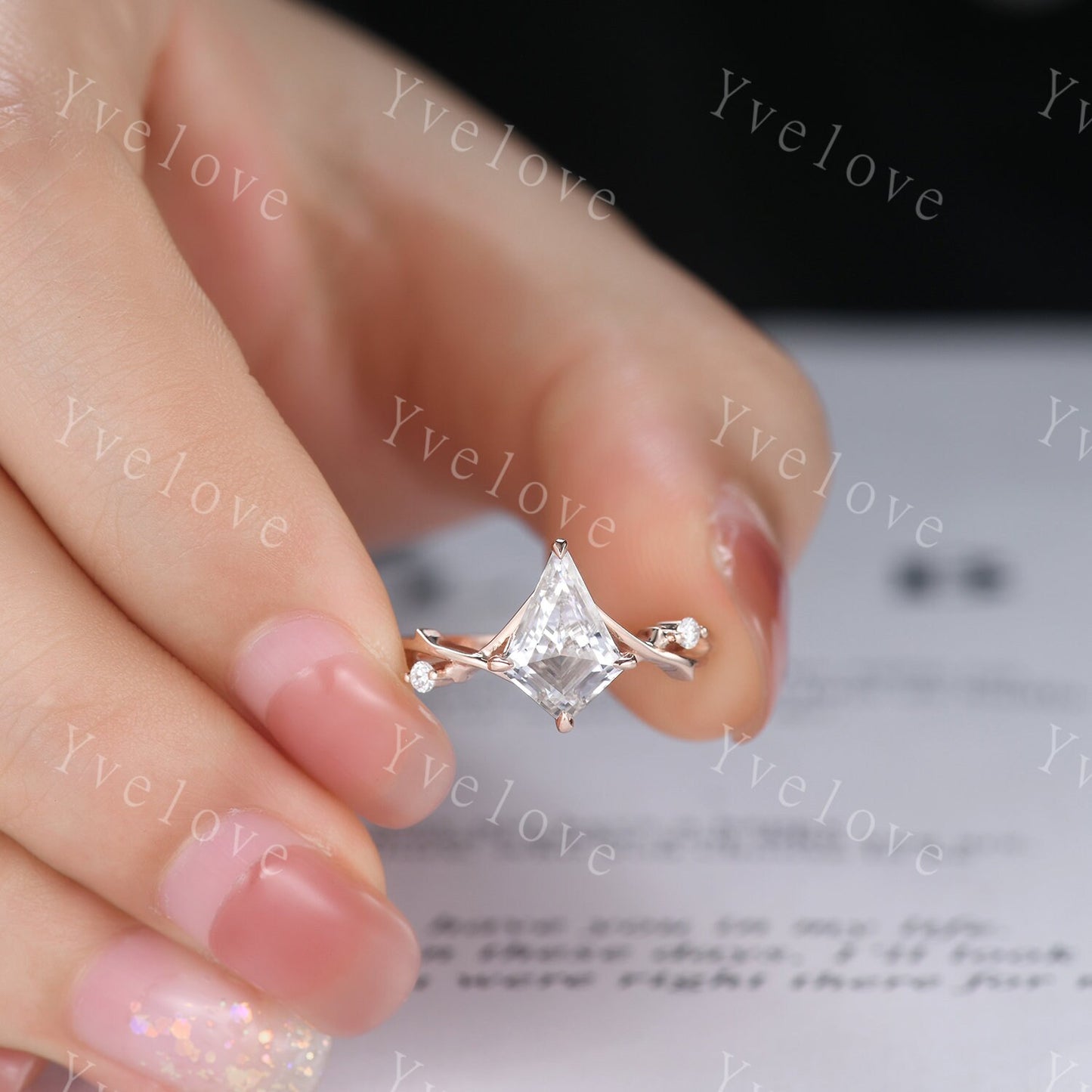Vintage Kite Shaped Moissanite Engagement Ring,Twisted Ring,Leaf Vines Moissanite Bridal Set,Branch Ring,Women Dainty Twig Diamond Ring Gift