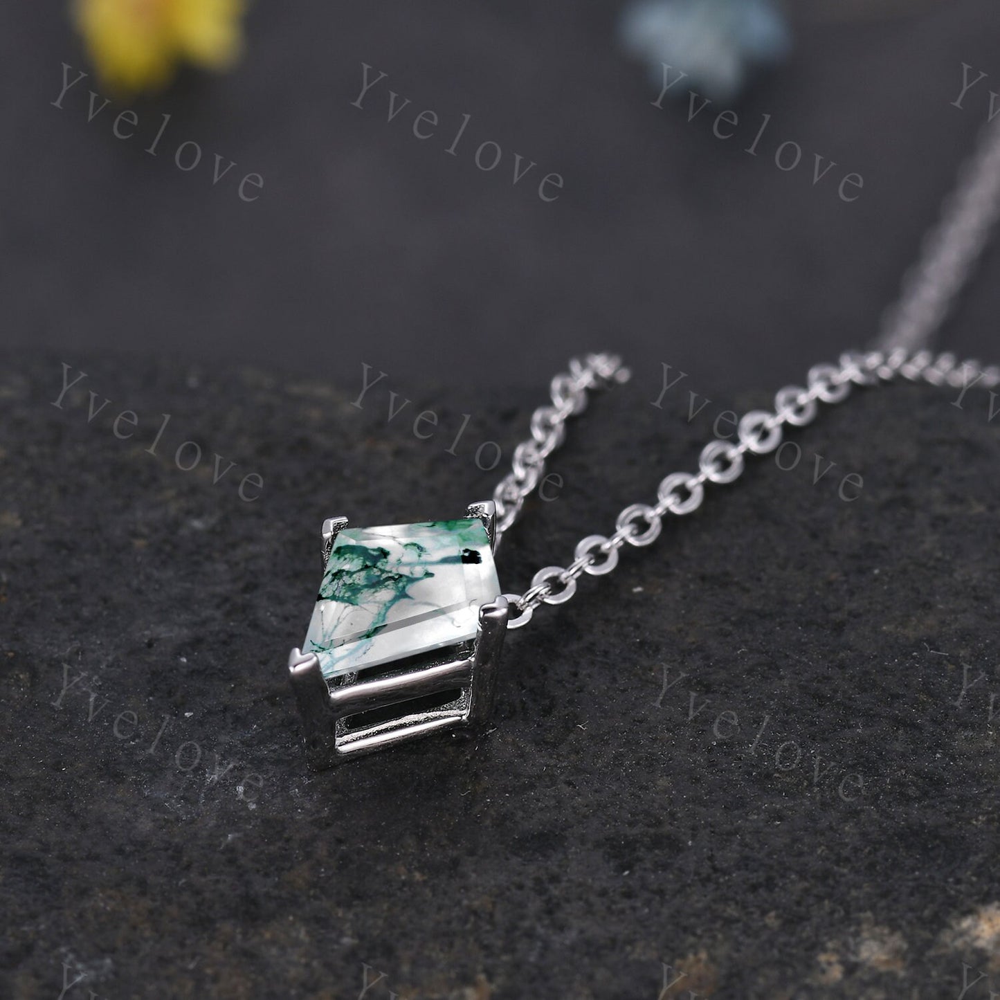 Unique Kite shaped Moss agate Pendant,Green Agate Necklace,Silver Art Deco Necklace,Vintage Women Bridal Promise Gift Birthday Gift for Her