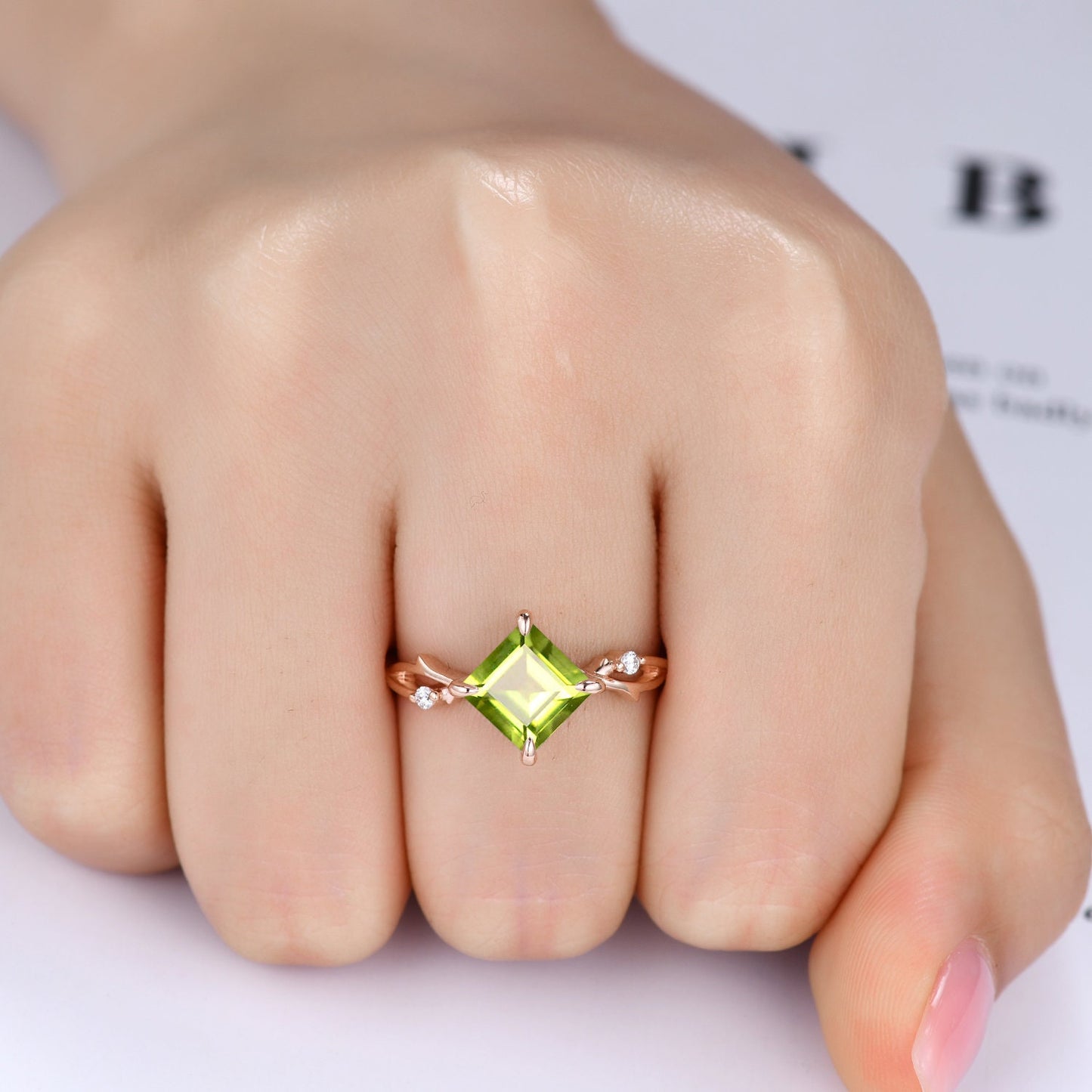 Vintage Princess Cut Peridot Engagement Ring Set,Twisted Ring,Leaf Vines Moissanite Bridal Set,Branch Ring,Dainty Twig Diamond Ring Gift