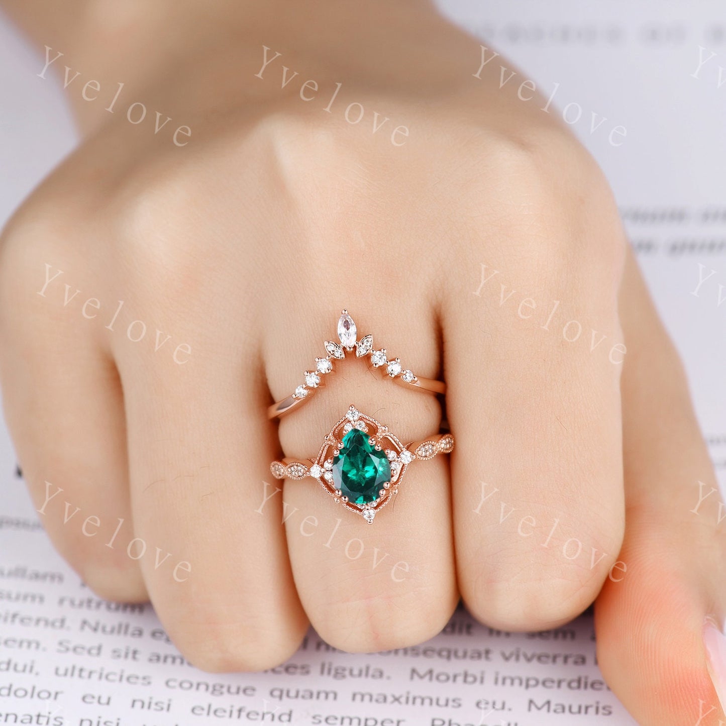 Vintage Emerald Engagement Ring Set,6x8mm Pear Emerald Bridal Set,Moissanite Half Eternity Band,Solid Gold,Women Rings Gift For Her,Custom