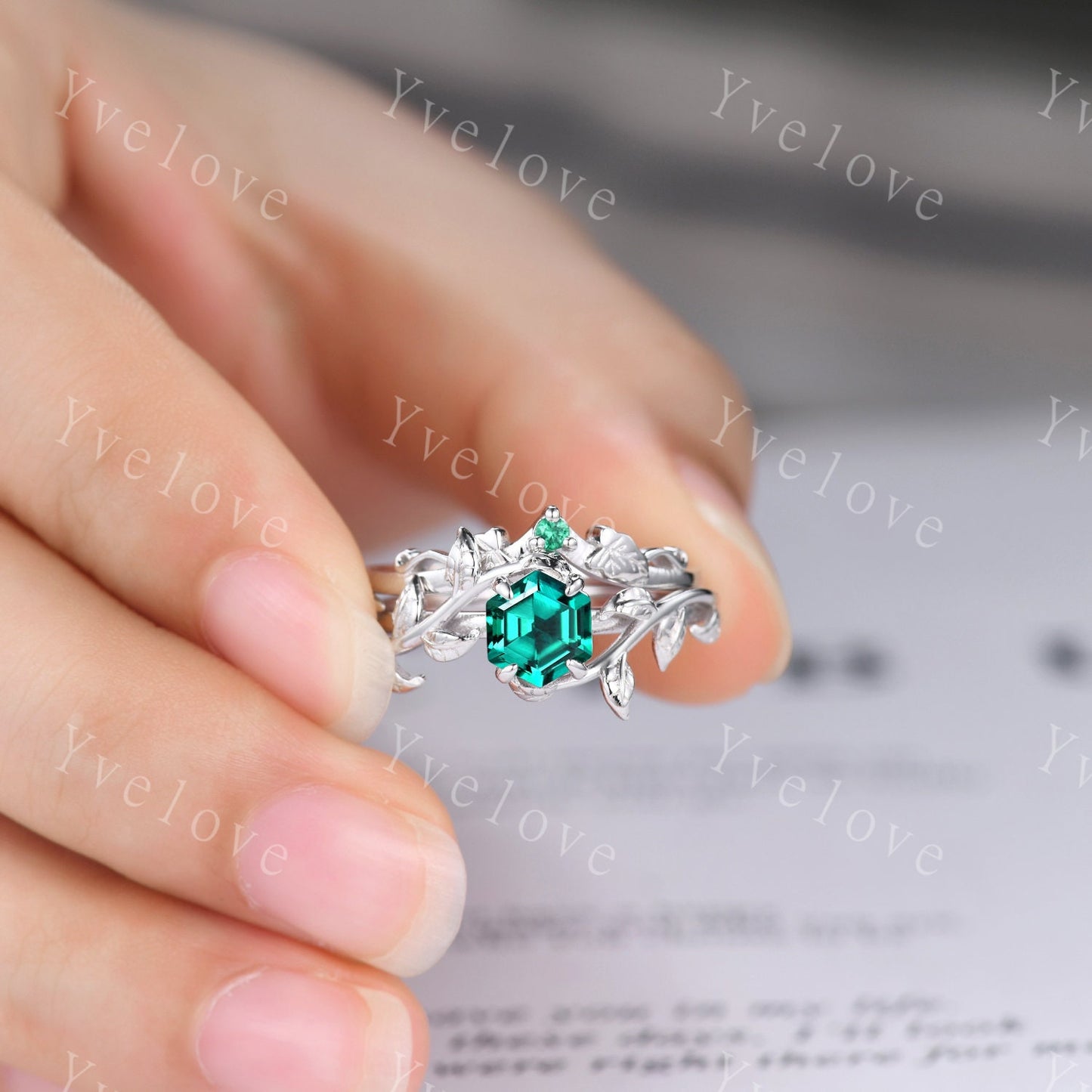 Hexagon Emerald Ring,Vintage Twig Vine Leaf Ring,Unique Emerald Engagement Ring,May birthstone Ring,Promise Anniversary Bridal Ring Gift