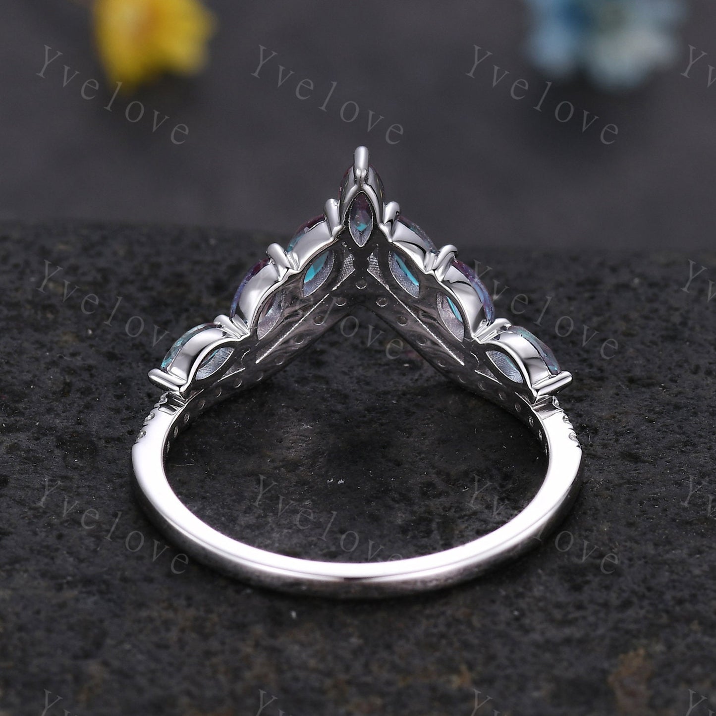 Vintage Alexandrite wedding ring,Alexandrite Moissanite wedding band,Marquise alexandrite ring,V Curved stacking matching rings,Silver ring