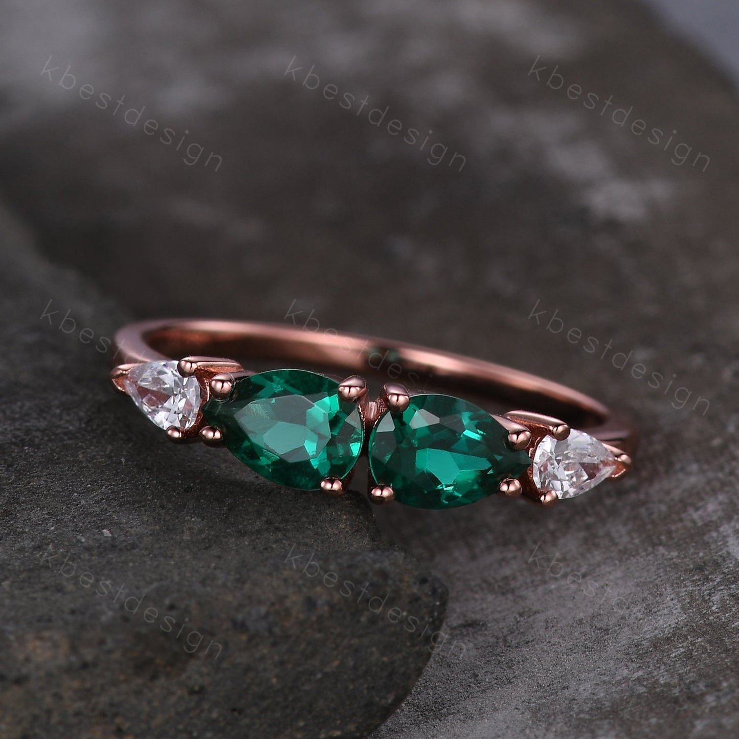 Pear cut emerald engagement ring art deco rose gold moissanite ring vintage teardrop green emerald ring unique 4 stone bridal wedding ring