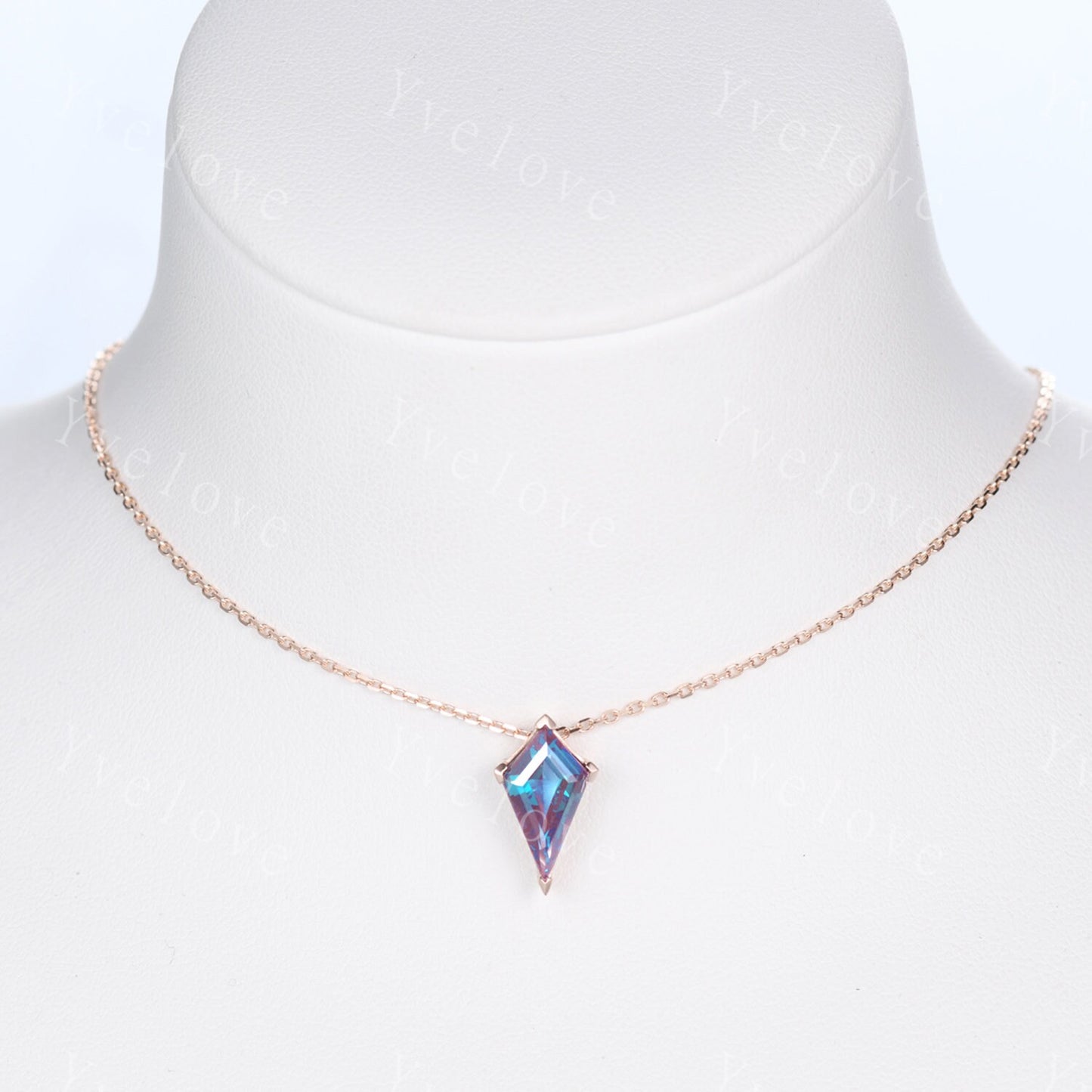 Unique Kite shaped Alexandrite Pendant, Alexandrite Necklace,Silver Art Deco Necklace,June Gift,Vintage Women Bridal Gift Anniversary Gift