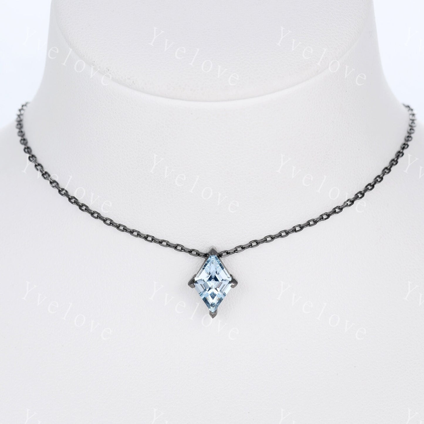 Unique lozenge shaped Aquamarine Pendant,Aquamarine Necklace,Art Deco Black Gold Necklace,March birthstone Women Bridal Anniversary Necklace