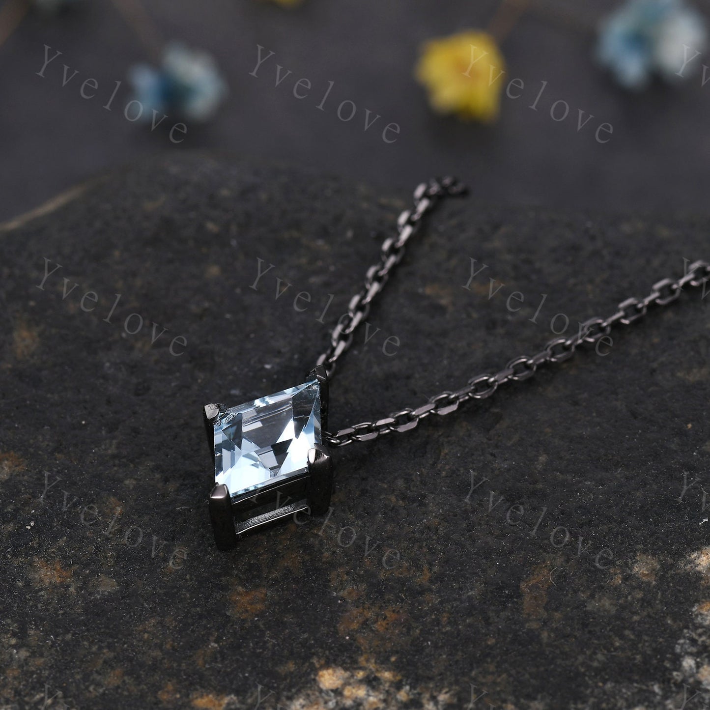 Unique lozenge shaped Aquamarine Pendant,Aquamarine Necklace,Art Deco Black Gold Necklace,March birthstone Women Bridal Anniversary Necklace
