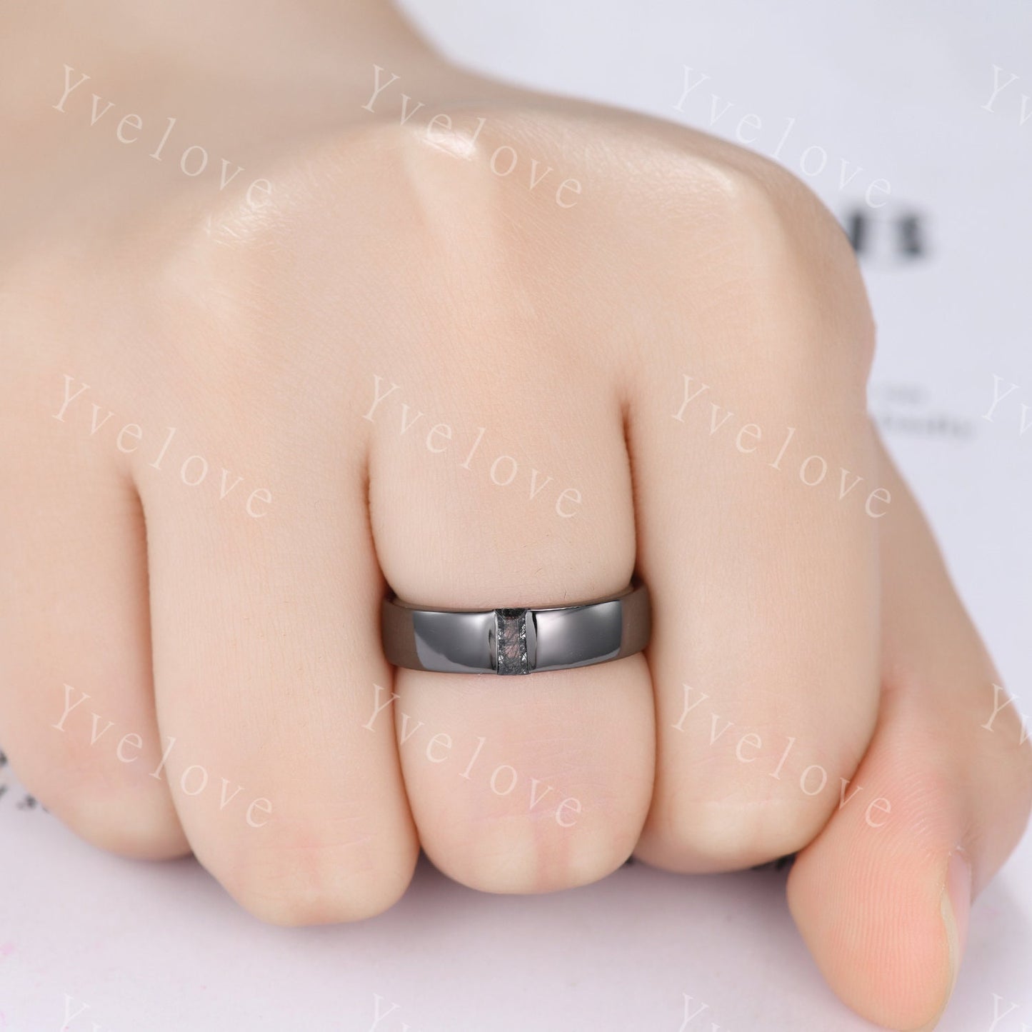 Special listing for Haley, change to size 8, black silver.