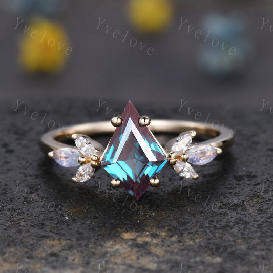 Art Deco Kite Alexandrite Engagement Ring,Unique Bridal Ring,Marquise Moonstone Ring,Moissanite Ring For Women,Rose Gold Band Silver Ring