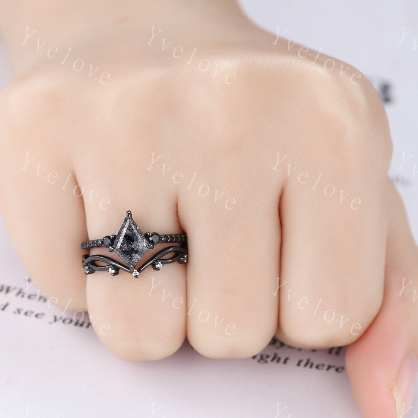 Dainty Kite Cut Salt and Pepper Diamond Engagement Ring Set Antique Black Gold Ring Black Spinel Gems Bridal Set Promise Ring Handmade Gift