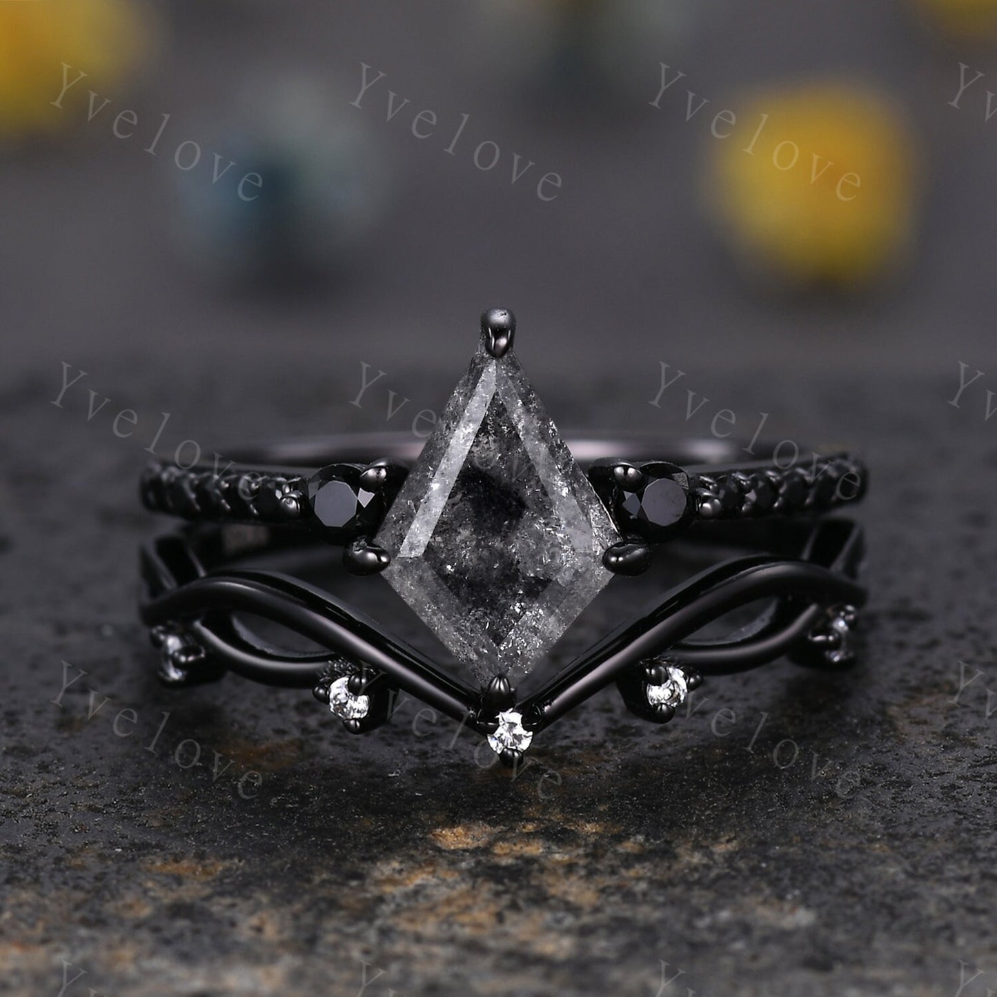 Dainty Kite Cut Salt and Pepper Diamond Engagement Ring Set Antique Black Gold Ring Black Spinel Gems Bridal Set Promise Ring Handmade Gift
