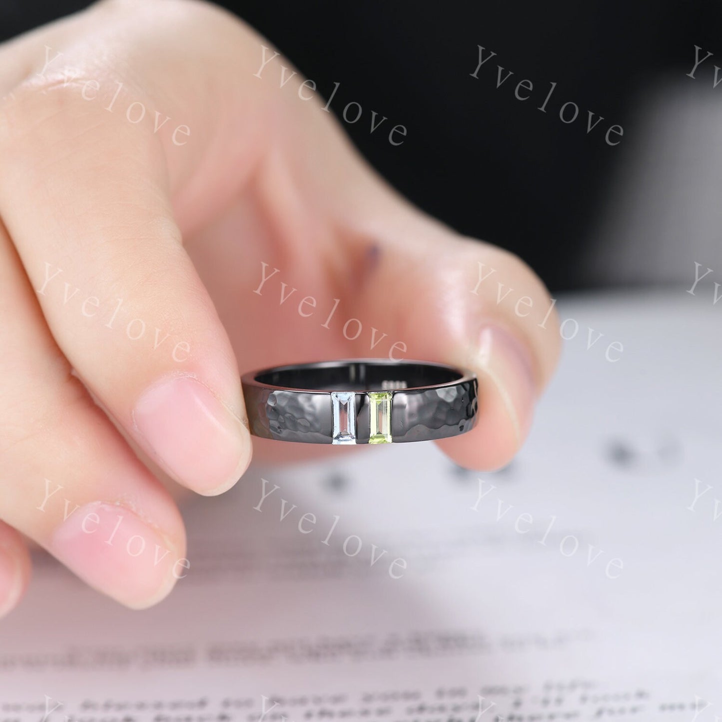 Mens Peridot Aquamarine Wedding Band Baguette Cut Gems Band 5mm Black Band Ring Mens Hammered Stacking Matching Band Retro Vintage Ring Gift