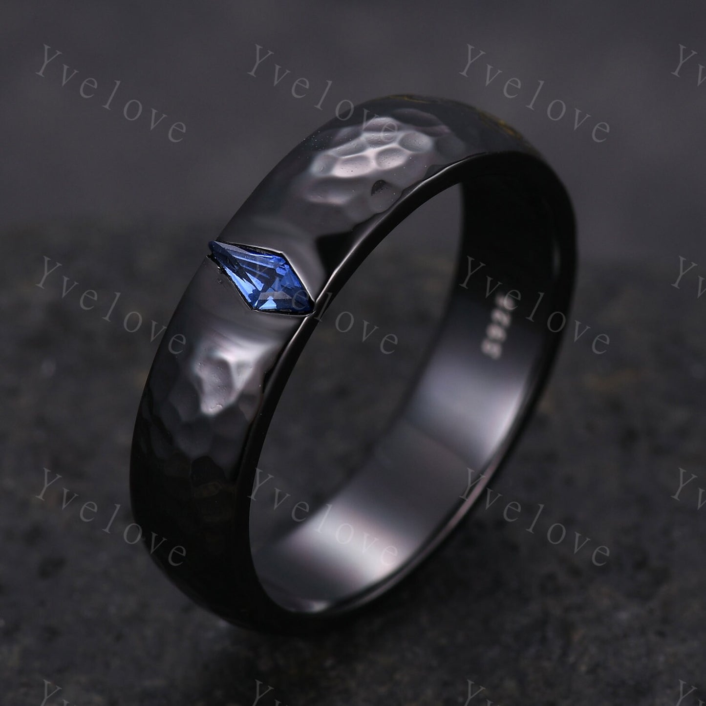 Mens Kite Blue Sapphire Wedding Band Retro Black Gold Ring Mens Hammered Stackable Matching Ring Birthstone Ring Vintage Ring Gift For Him