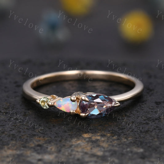 Vintage Alexandrite Opal Engagement Ring,Pear Cut Gems,Art Deco Peridot Wedding Band,3 Stone Unique Women Bridal Promise Ring,14k Gold Ring