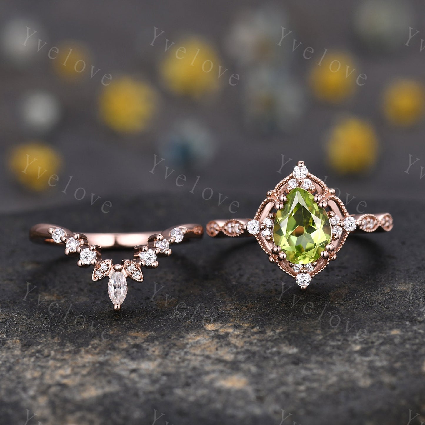 Vintage Green Peridot Ring Set,Pear Shape Peridot Ring,14K Solid Gold Ring,Unique Women Moissanite Promise Ring For Her,Handmade Gift